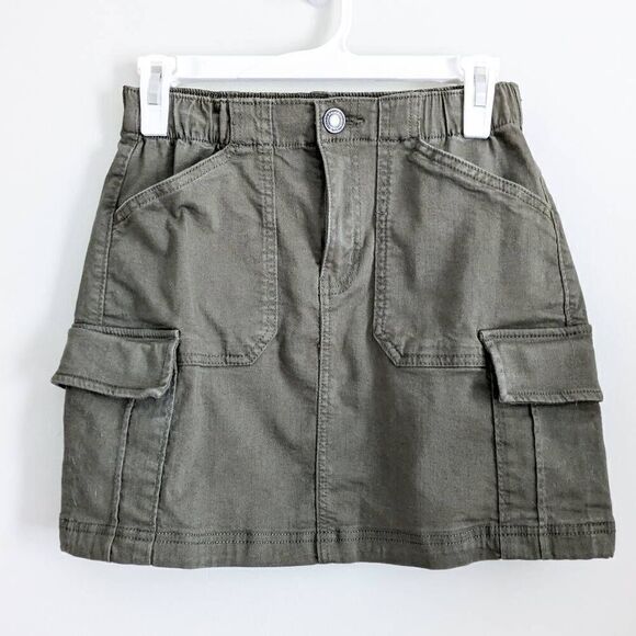 SO Juniors Cargo Utility Skirt Green - Picture 4 of 5